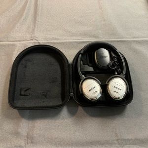 Bose Quiet Comfort 3 Noise Cancelling Headphones